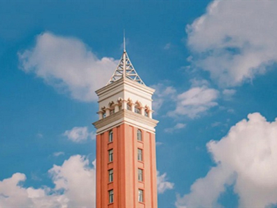 Yunnan University sparkles with winter color