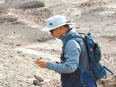 Yunnan University researcher lauded in People's Daily report