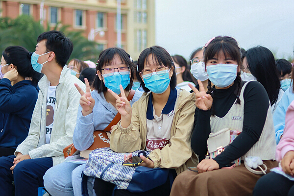 1665568944218044086.jpg B0246BA979D112E41C7749789C3_CD581DAA_5C312.jpg