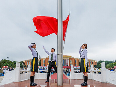 Yunnan University holds ceremony for freshmen