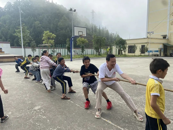 1692066542323049296.jpg 640 (1).jpg