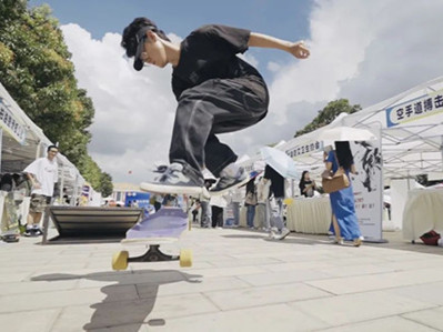 Yunnan University clubs perform for audience