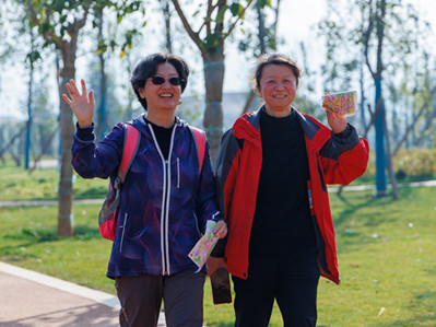 YNU holds campus walk to celebrate Intl Women's Day