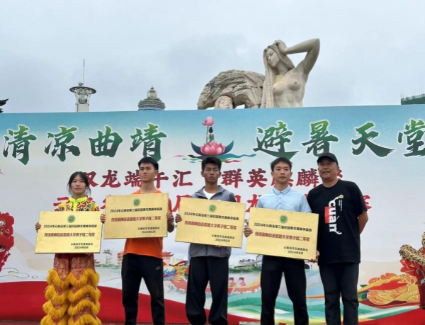 1718850186783062279.jpg 087A3A0393401F8067AABA288AC_02F80628_260C0.jpg