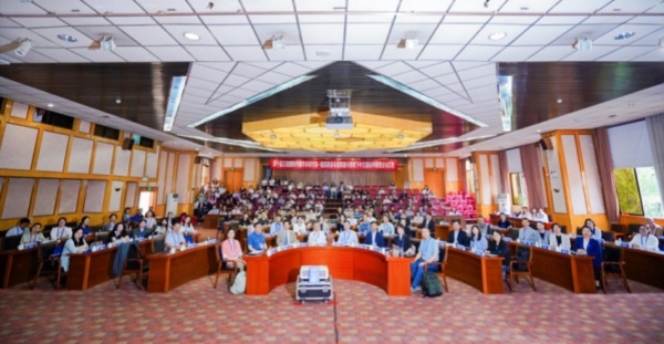 Yunnan University holds symposium on international Chinese communication